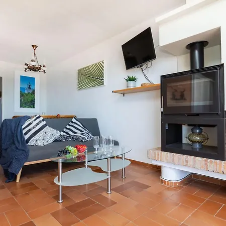Las Medas By Interhome Pals